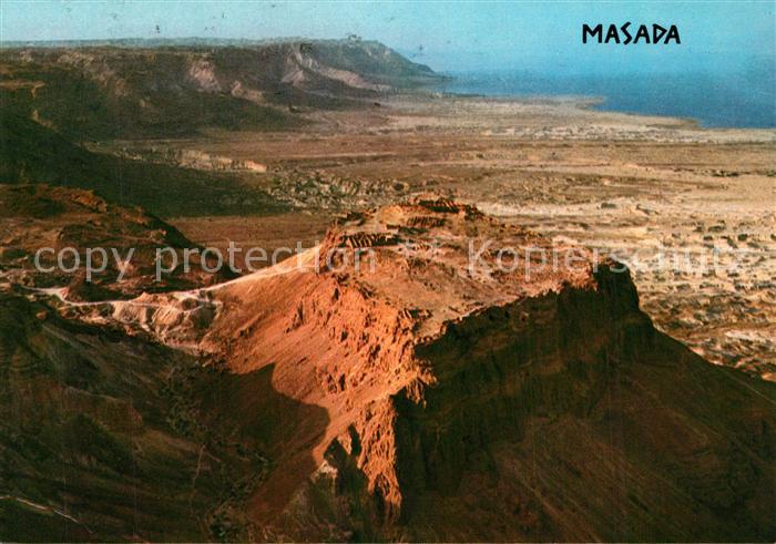 Masada Blick ueber das Tote Meer