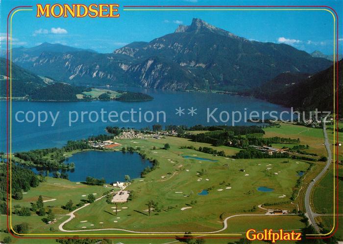 Mondsee Salzkammergut Fliegeraufnahme mit Golfplatz und Schafberg