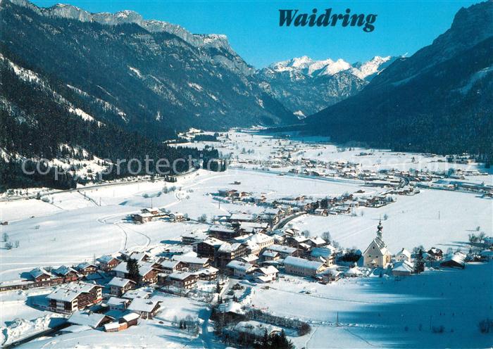 Waidring Tirol Fliegeraufnahme mit Skigebiet Steinplatte