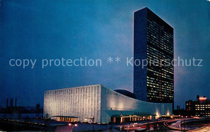 New York City United Nations Headquarter Nachtaufnahme