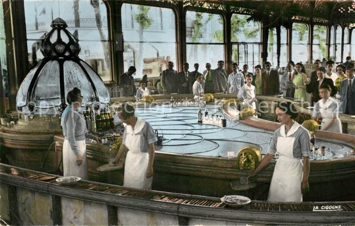 Vichy Allier Reine des Villes d Eaux Source Chomel