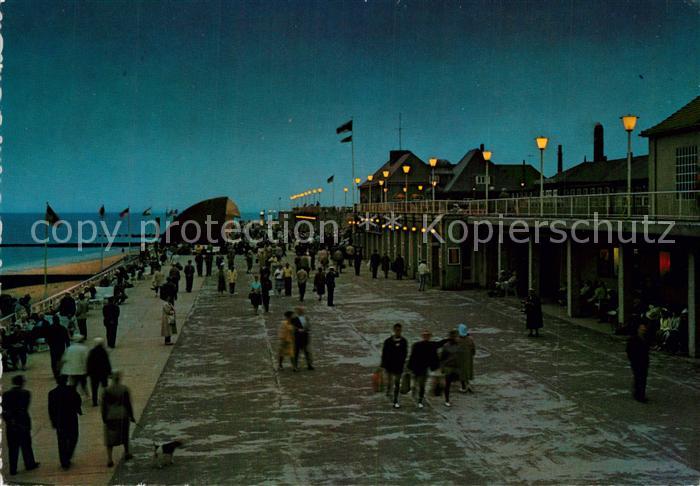 Insel Sylt Abend auf der Kurpromenade