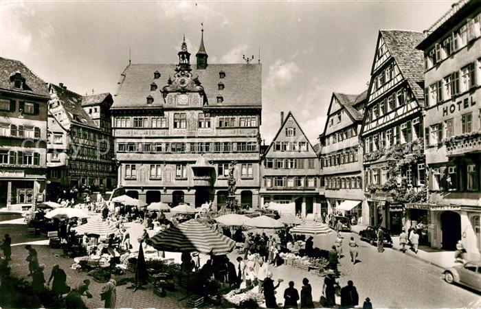 Tuebingen Marktplatz Rathaus Universitaetsstadt