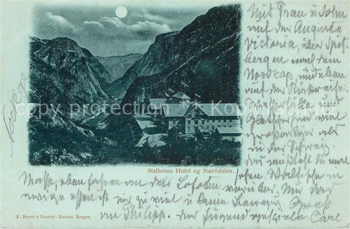 Stalheim Norwegen Hotel og Naeroedalen im Mondschein