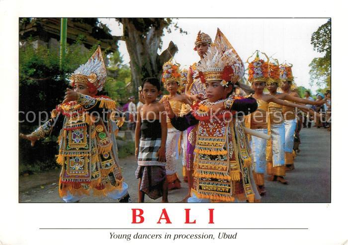 Ubud Young dancers in procession