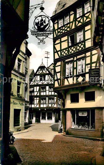 Bernkastel-Kues Fachwerkhaeuser