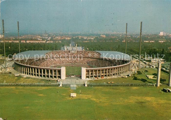Stadion Stadium Estadio-- Berlin Olympiastadion