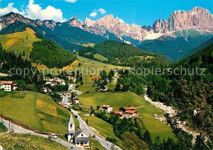 St Cyprian Panorama mit Rosengarten Dolomiten