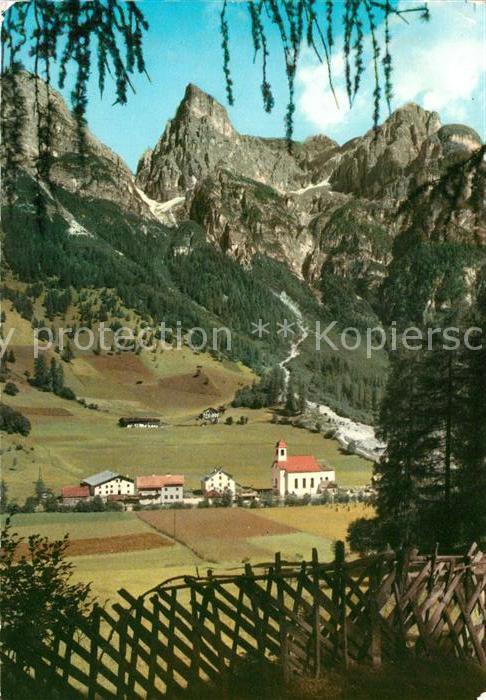 Gschnitz Tirol Panorama Blick zur Torsaeule Alpen