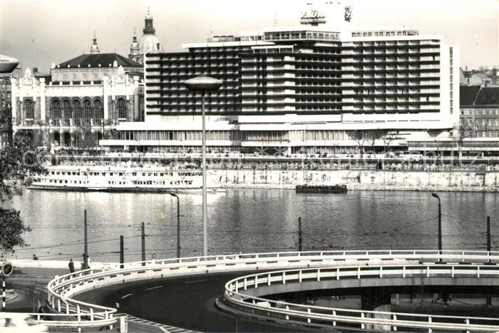 Budapest Hotel Duna Intercontinental an der Donau
