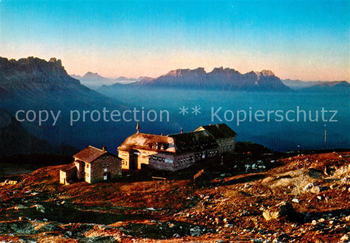 Voels Schlern Suedtirol Rifugio Bolzano al Monte Pez Il Latemar Dolomiti Schlern
