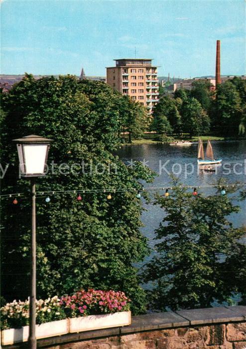 Karl-Marx-Stadt Schlossteich mit Hochhaus