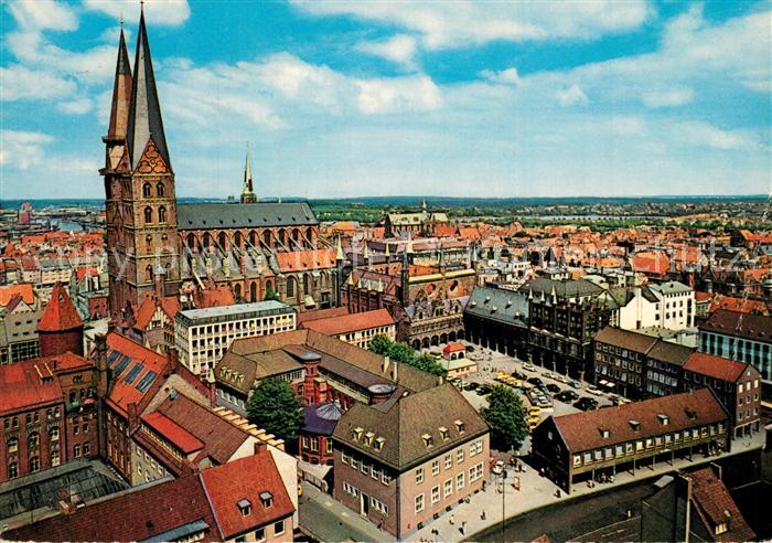 Luebeck Marktplatz Marienkirche