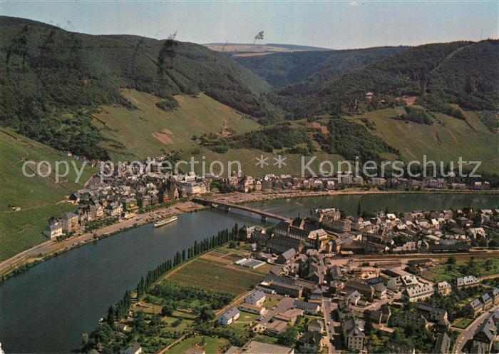 Bernkastel-Kues Fliegeraufnahme Mosel