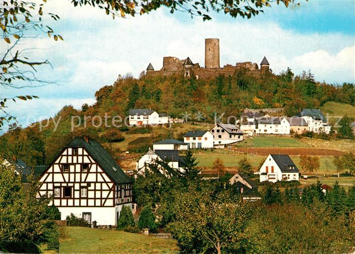 Nuerburg mit Burg