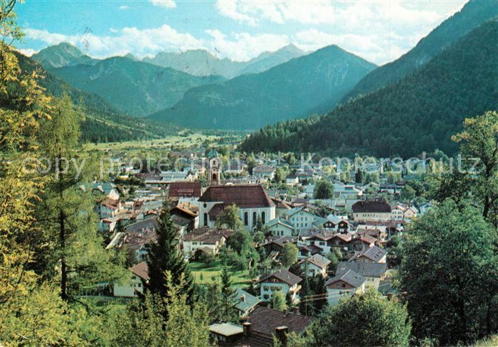 Mittenwald Bayern mit Tiroler Karwendel