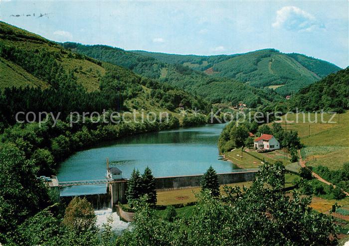 Heimbach Eifel Stausee mit Kermeterhochwald