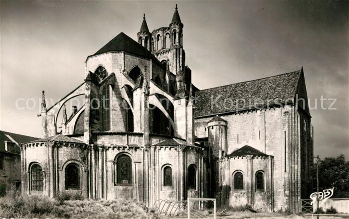 Poitiers 86 Eglise de Montieurneuf