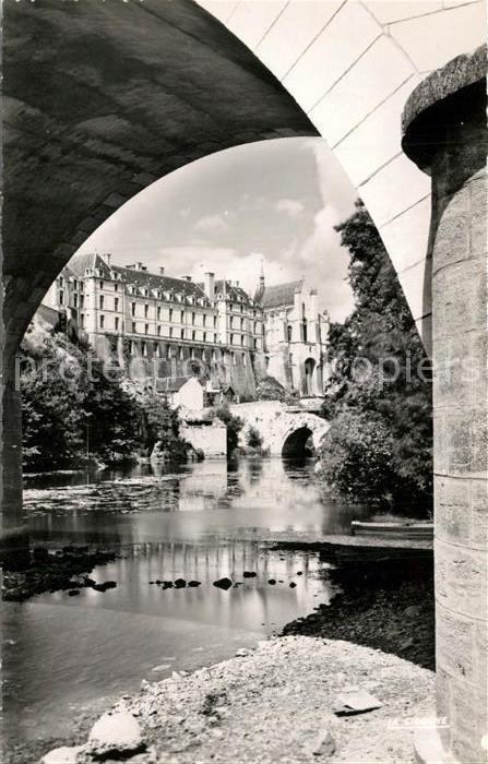 Thouars  Deux-Sevres Chateau pont Saint-Jean