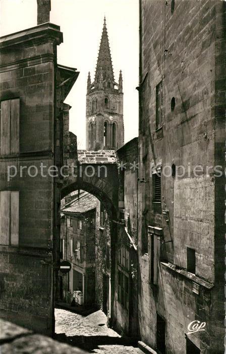 Saint-Emilion Arc Cadene Clocher