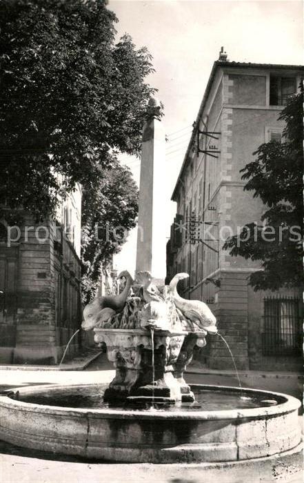 Aix-en-Provence Fontaine des Quatre Dauphins