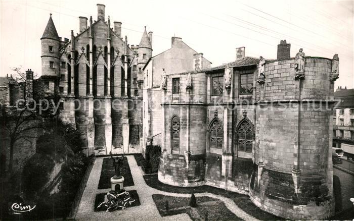 Poitiers 86 Les Tours Maubergeon Palais des Ducs d Aquitaine