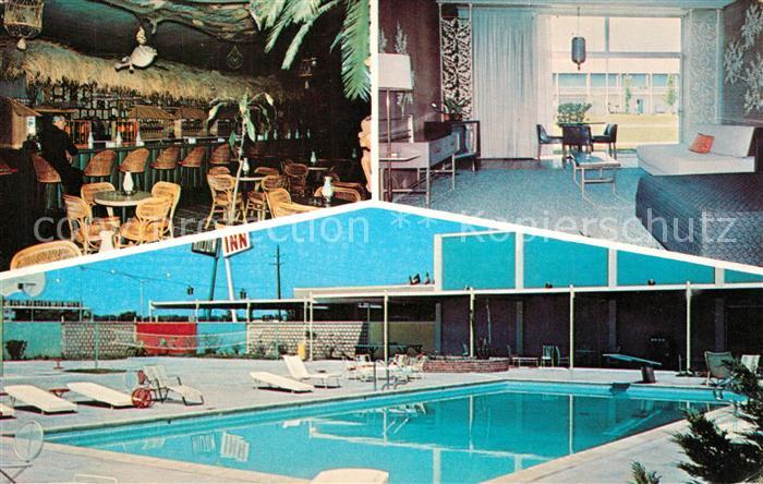 New Orleans Louisiana Hilton Inn Bar Room Swimming Pool at the airport