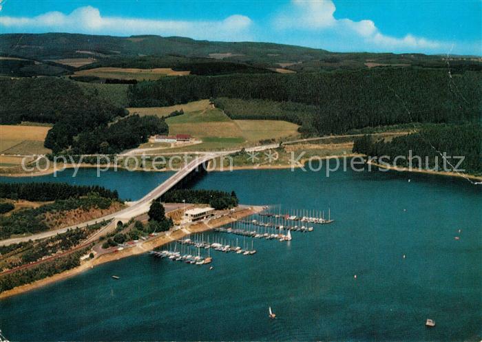 Olpe Biggesee Listertalbruecke mit Bootshafen Fliegeraufnahme