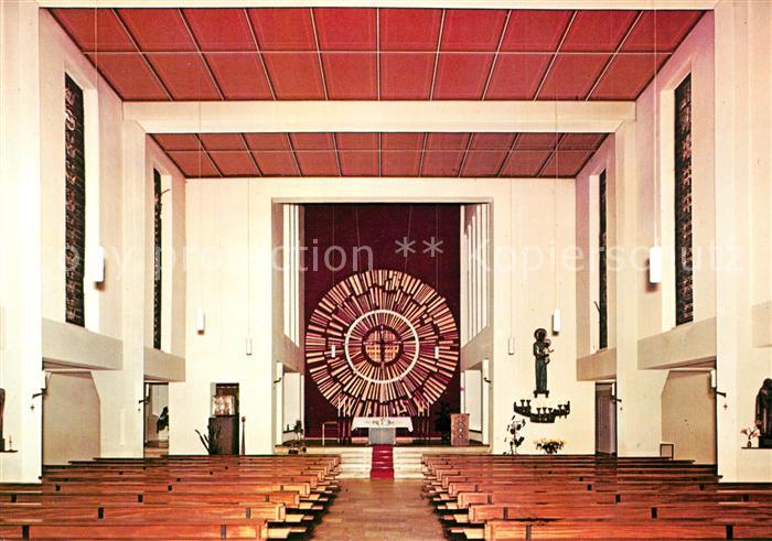 Oer-Erkenschwick Pfarrkirche Christus Koenig Innenansicht