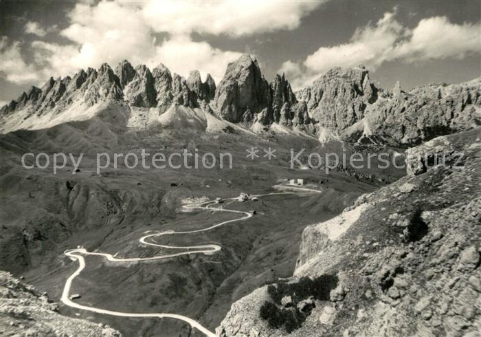 Groednerjoch mit Tschiergruppe Gebirgspanorama Dolomiten