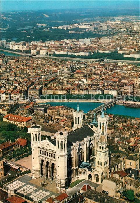 Lyon France Basilique Notre Dame de Fouvière et la ville vue aérienne