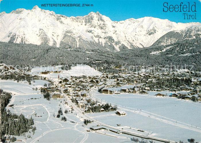 Seefeld Tirol Hoehenluftkurort Wintersportplatz Wettersteingebirge Fliegeraufnah