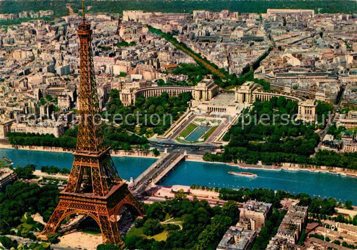 Paris Tour Eiffel Palais de Chaillot Vue Aeri
