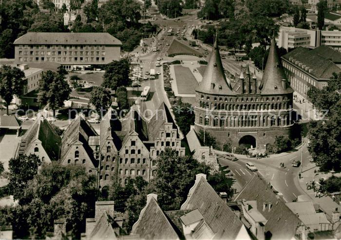 Luebeck Holstentor Salzspeicher