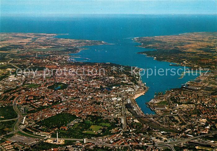 Kiel Stadt und Foerde Fliegeraufnahme