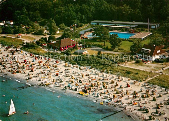 Hohwacht Ostseebad Fliegeraufnahme mit Strand und Schwimmbad