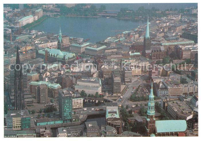 Hamburg Innenstadt mit Alster Fliegeraufnahme