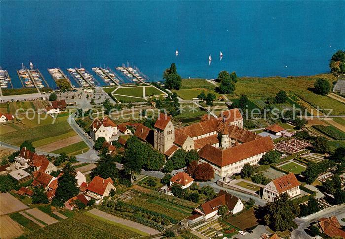 Mittelzell Marienmuenster ehemalige Benediktinerabtei Fliegeraufnahme