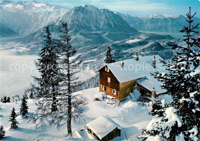 Altaussee Loserhuette mit Dachstein