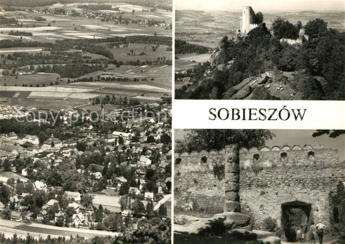 Sobieszow Ruiny zamku Chojnik dziedziniec glowny zamku pregierz