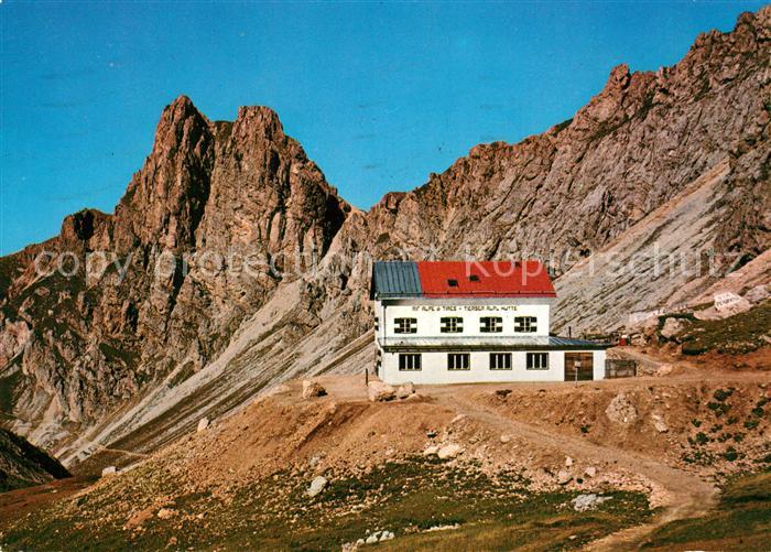 Tiers Tires Schutzhaus Tierser Alpl mit Roterdspitze