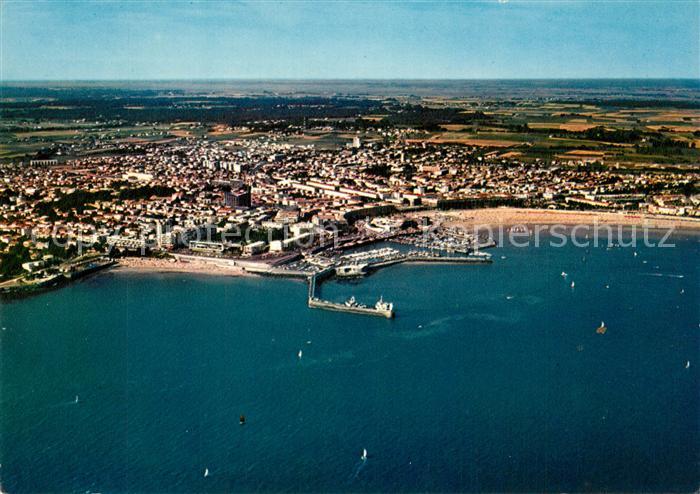 Royan 17 Facade du Foncillon et du port La Grand