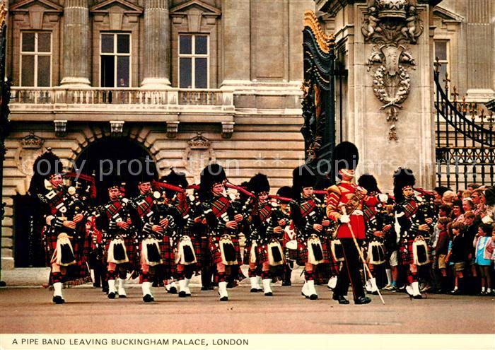 Leibgarde Wache Pipe Band Buckingham Palace London