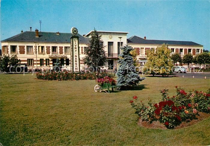 Livry-Gargan La mairie et le square