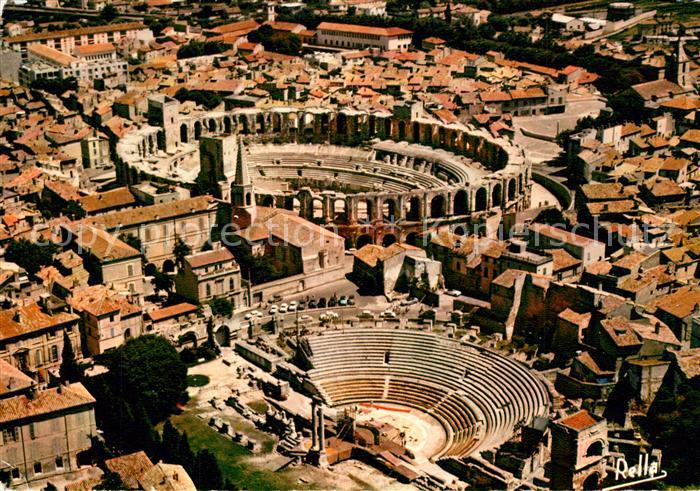 Arles Bouches-du-Rhone Vue aerienne sur le Theatre Antique et les arenes romaine