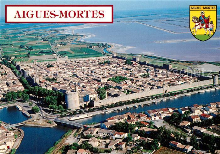 Aigues-Mortes Gard Cité médiévale vue aérienne