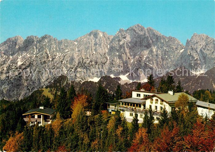 Kufstein Tirol Berghaus Aschenbrenner Kaiserlift gegen Wilden Kaiser Kaisergebir