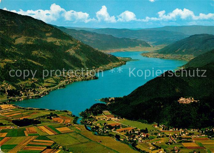 Ossiachersee mit Ruine Landskron Fliegeraufnahme