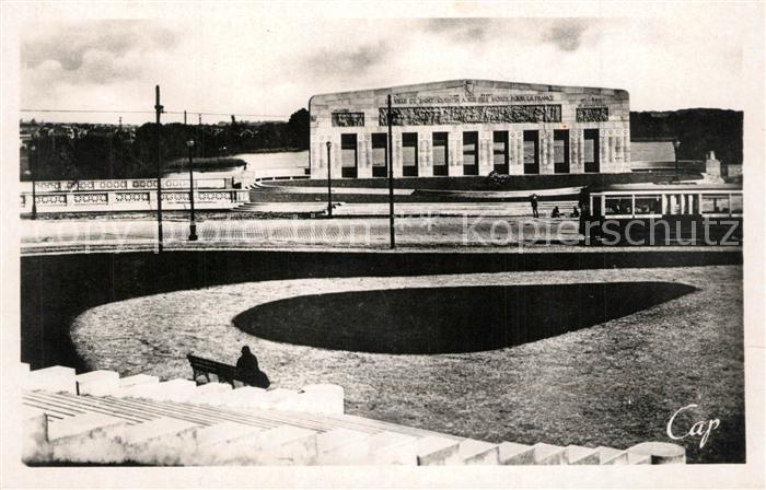 Saint-Quentin 02 Aisne Le Monument aux Morts