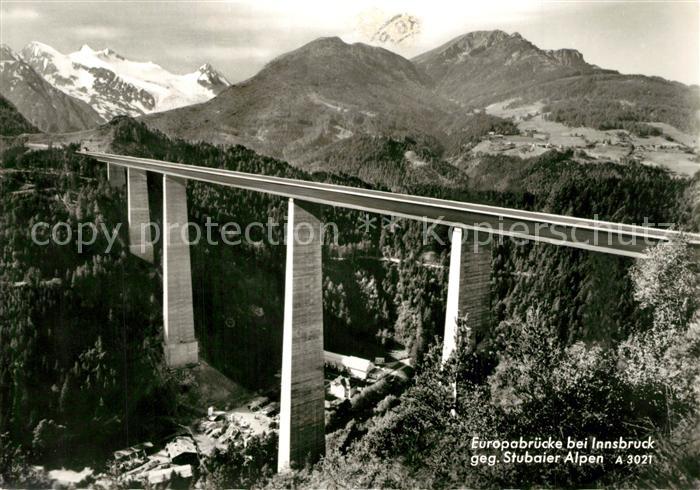 Innsbruck Europabruecke mit Stubaier Alpen